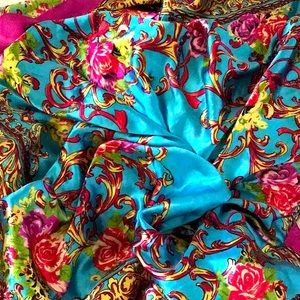 Luxurious Silk floral square scarf!